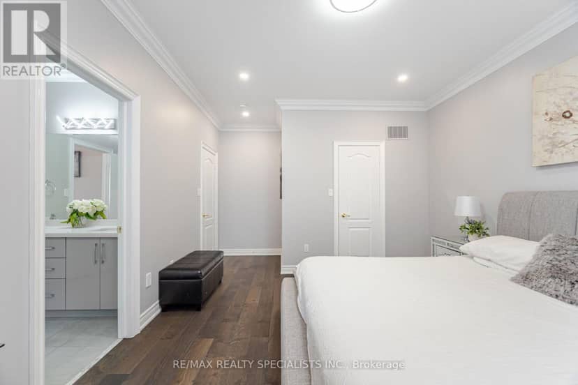54 Berkwood Hollow Court — photo 33 of 40
