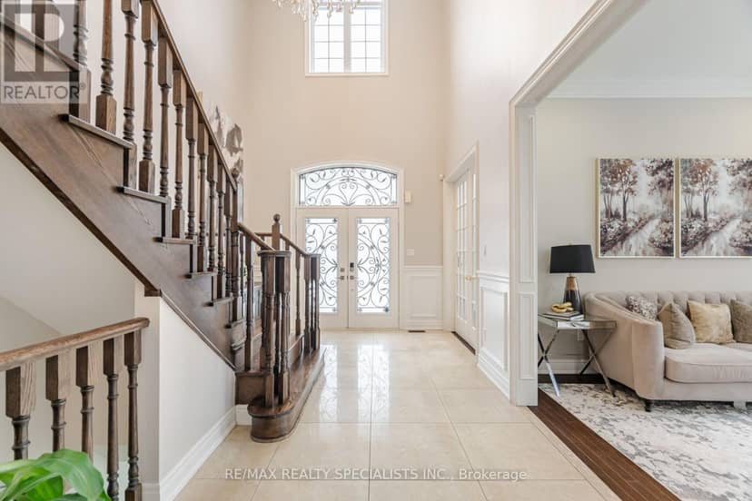 54 Berkwood Hollow Court, Brampton, photo 4