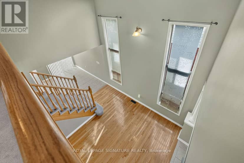 19 Mossgrove Crescent — photo 17 of 38