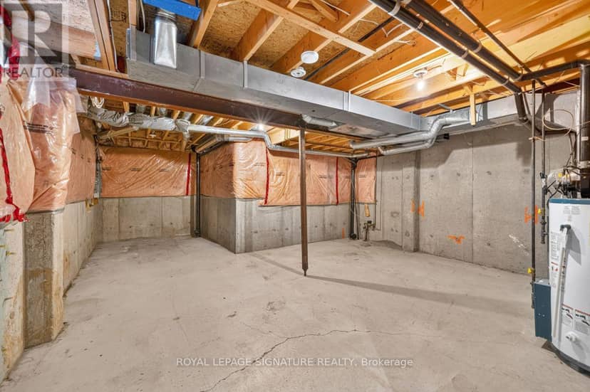 19 Mossgrove Crescent — photo 35 of 38