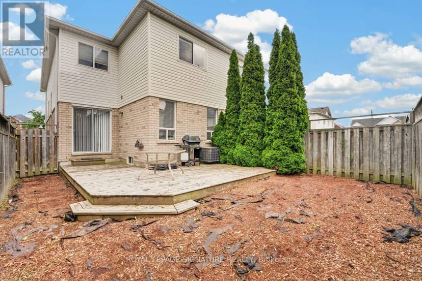 19 Mossgrove Crescent — photo 37 of 38