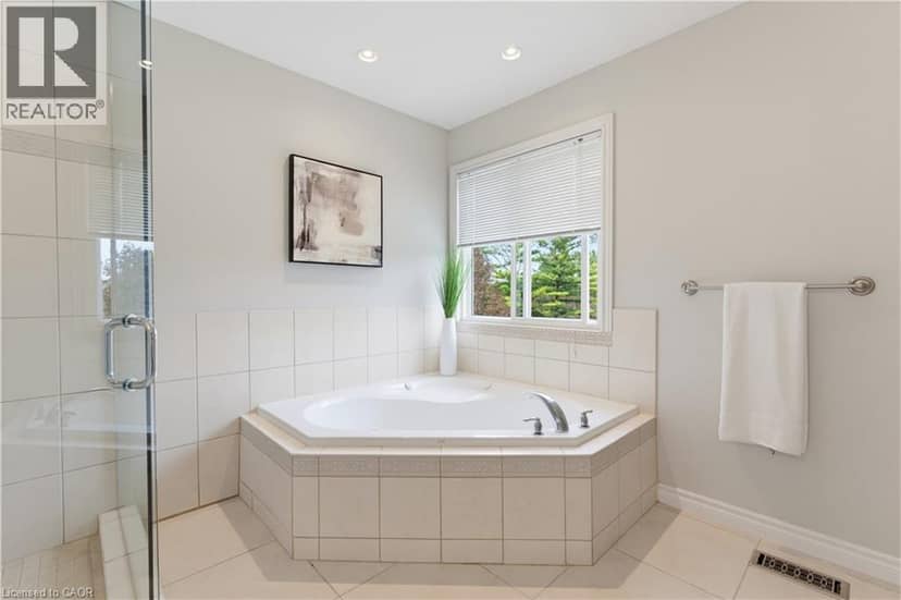 240 WOODHAVEN Road Unit# A — photo 19 of 40