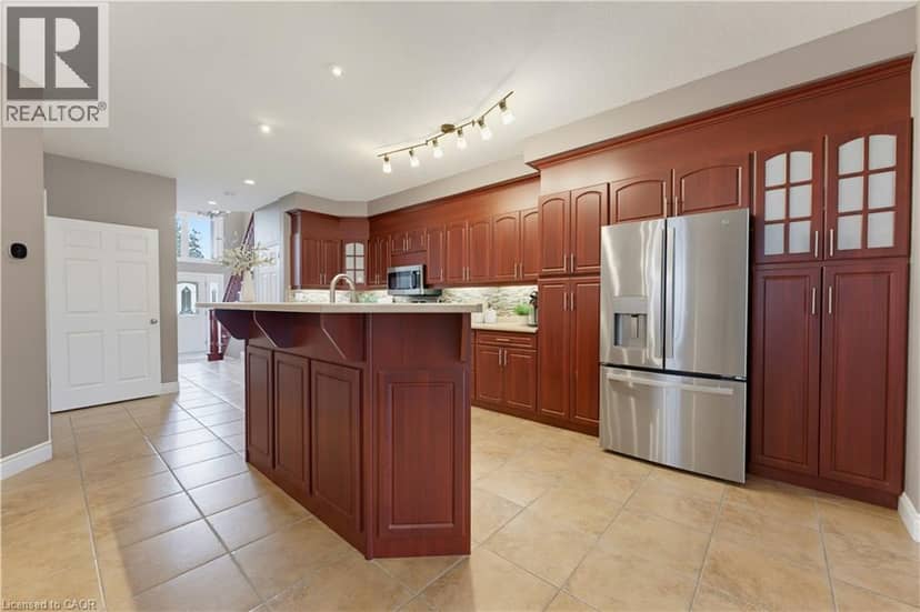 240 WOODHAVEN Road Unit# A — photo 10 of 40