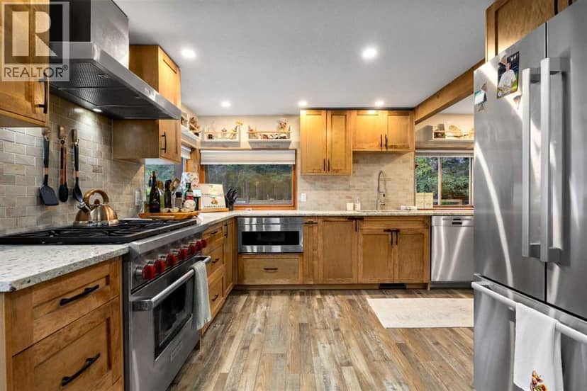 35 Bracken Point, Bragg Creek, photo 8