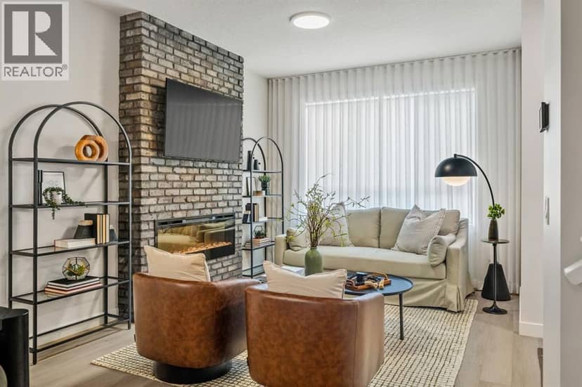21522 Sheriff King Street SW, Calgary, photo 2