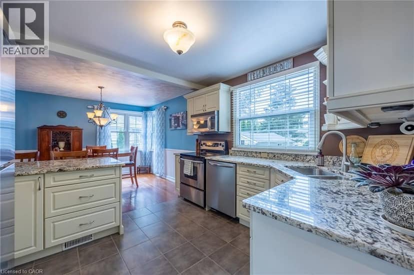 30 GIBSON Drive — photo 15 of 32