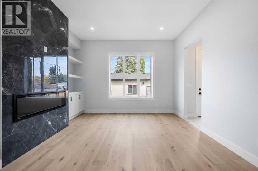8308 34 Avenue NW, Calgary, photo 5