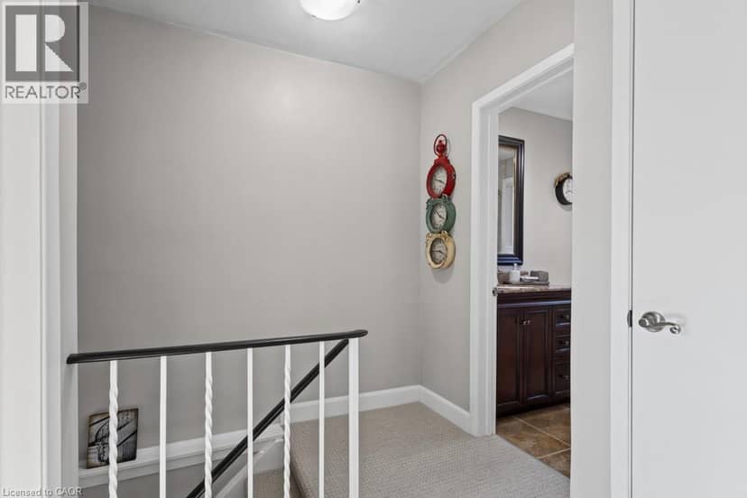1247 NOTTINGHAM Avenue — photo 17 of 40