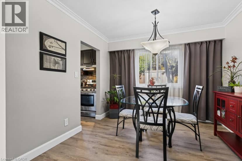 1247 NOTTINGHAM Avenue — photo 12 of 40