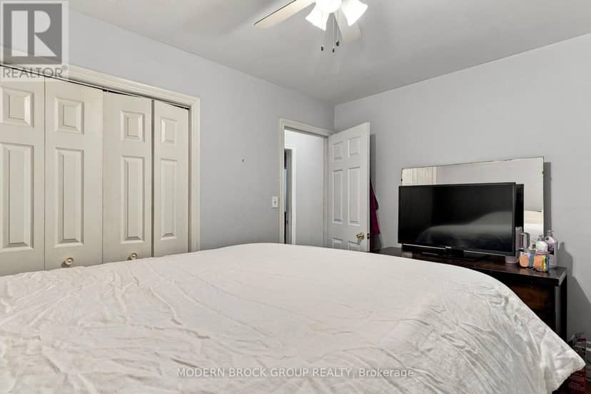 1210 Peden Boulevard — photo 23 of 40
