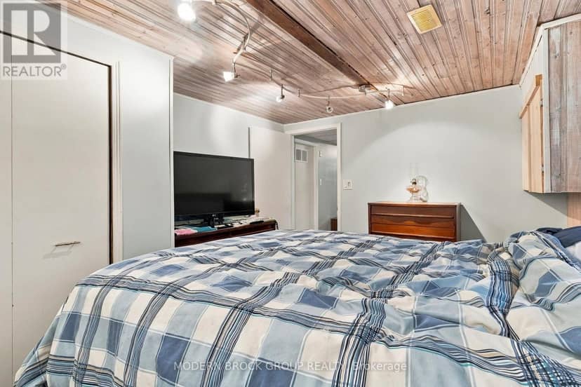 1210 Peden Boulevard — photo 35 of 40