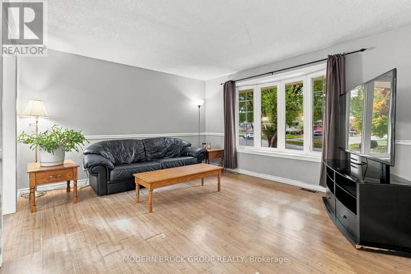1210 Peden Boulevard, Brockville, photo 8