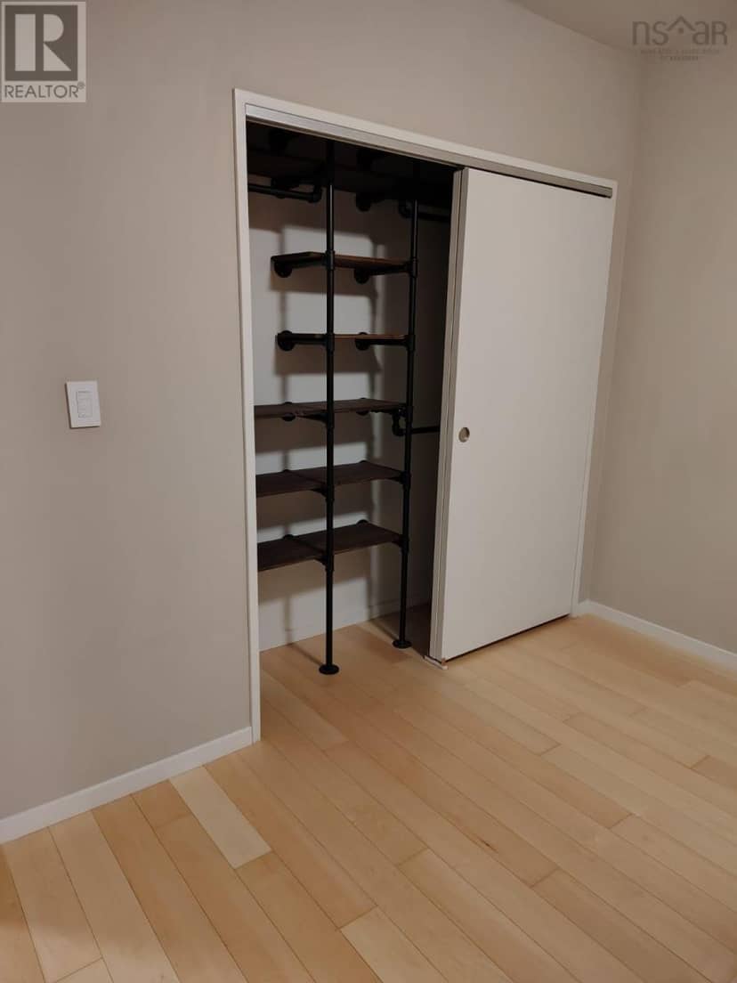 412 5221 Nora Bernard Street — photo 14 of 22
