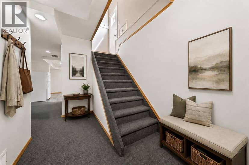 4233 33 Street — photo 13 of 28