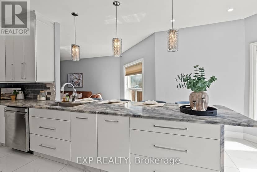 112 Redcliff Avenue — photo 19 of 40