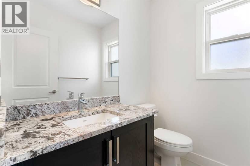 615 50 Avenue SW — photo 13 of 34