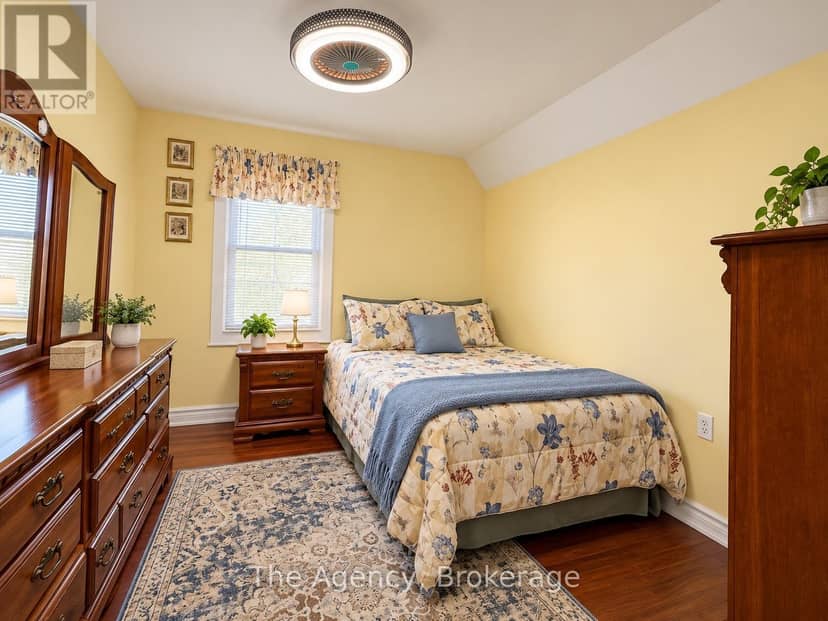 344 Phipps Street — photo 16 of 34