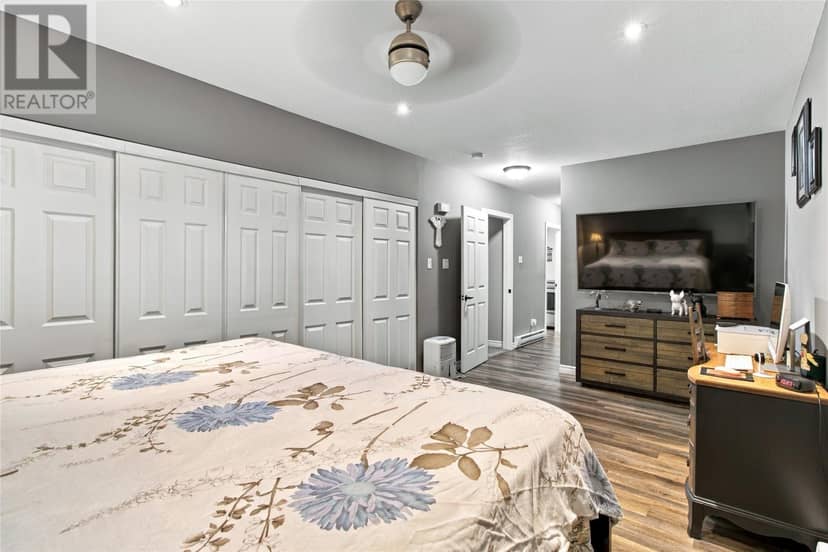 19 Hibbs Road — photo 17 of 40