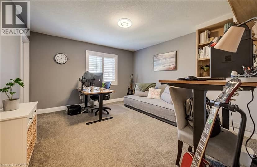 35 GREYHAWK Street — photo 23 of 40