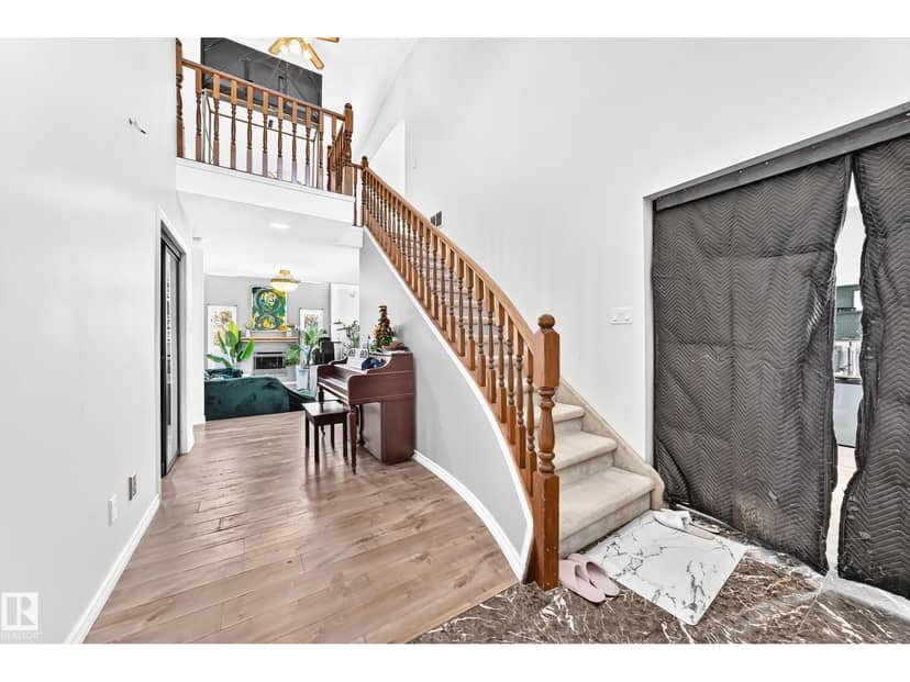92 Howson Cr NW — photo 30 of 40
