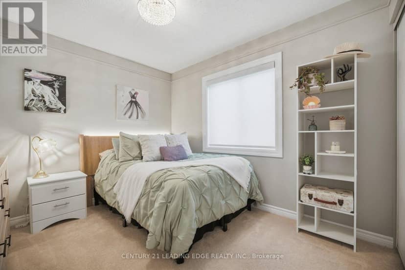 545 Gibson Crescent — photo 21 of 40