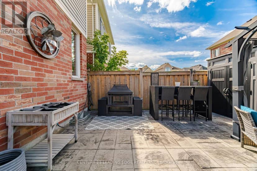 545 Gibson Crescent — photo 40 of 40