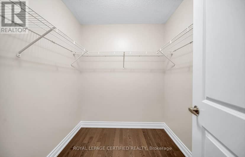 18 Vineyard Drive — photo 23 of 40