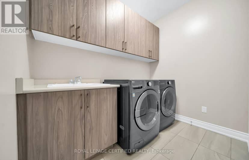 18 Vineyard Drive, Brampton, photo 7