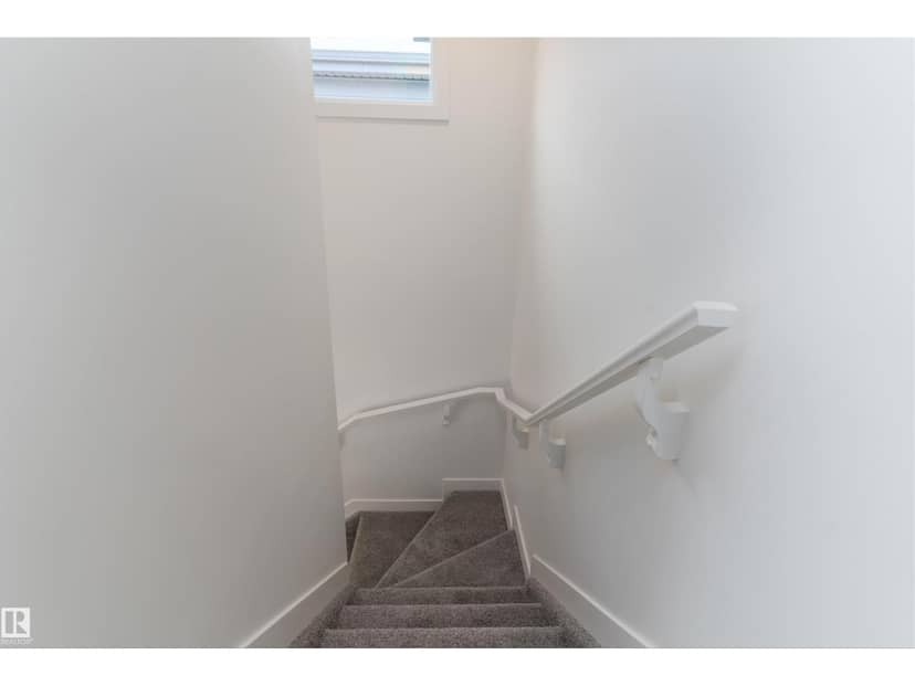 1250 McLeod Av — photo 19 of 40