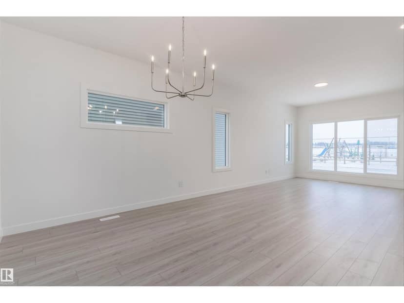 1250 McLeod Av, Spruce Grove, photo 8