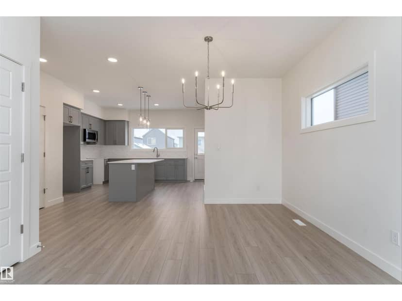 1250 McLeod Av — photo 9 of 40