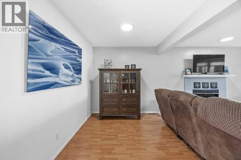 109 Patina Park SW — photo 9 of 33