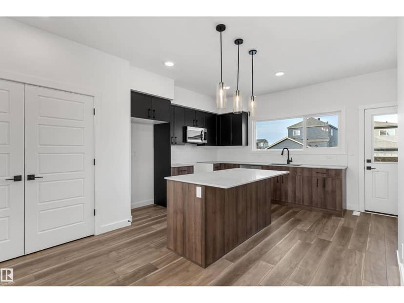 1216 McLeod Av — photo 13 of 40