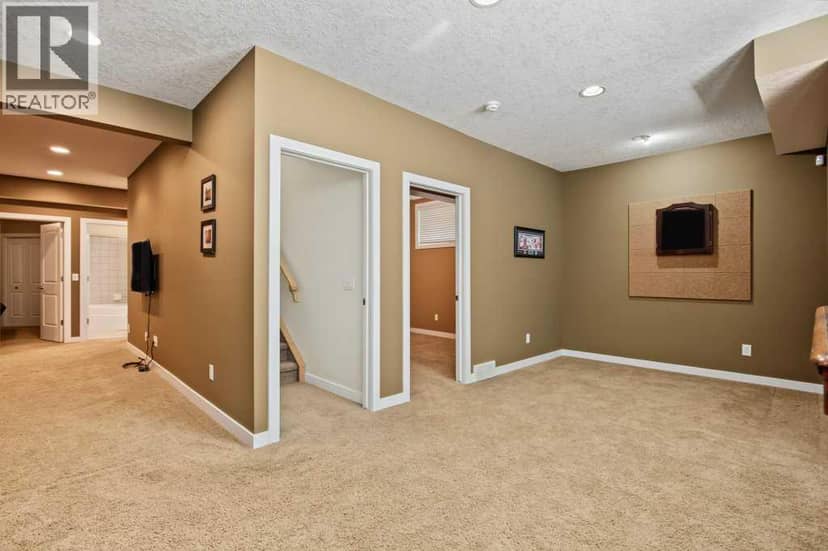 162 Brightonstone Landing SE — photo 19 of 31