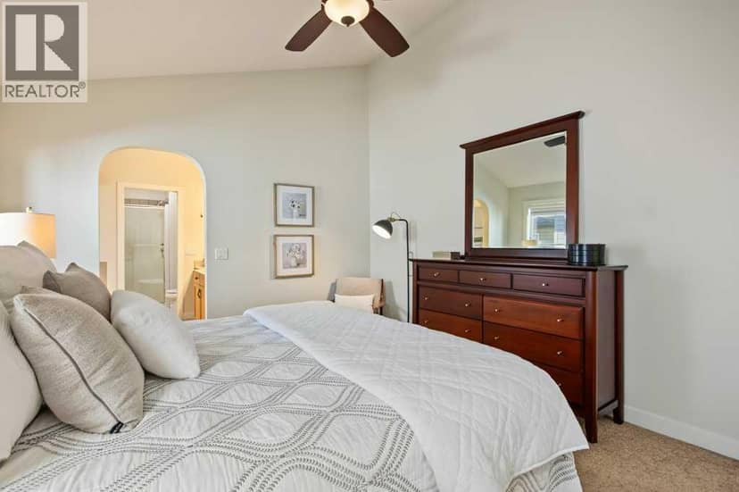 162 Brightonstone Landing SE — photo 16 of 31