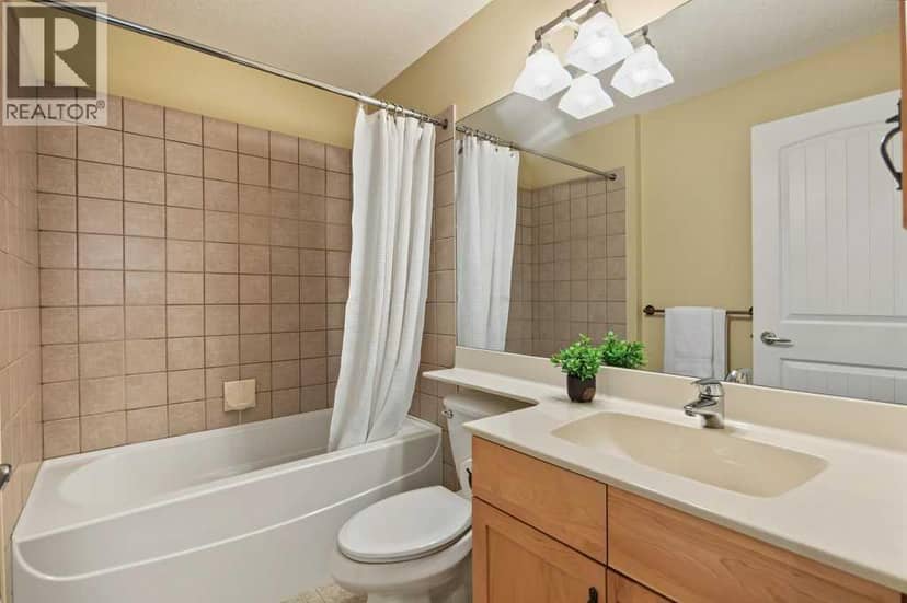 162 Brightonstone Landing SE — photo 24 of 31