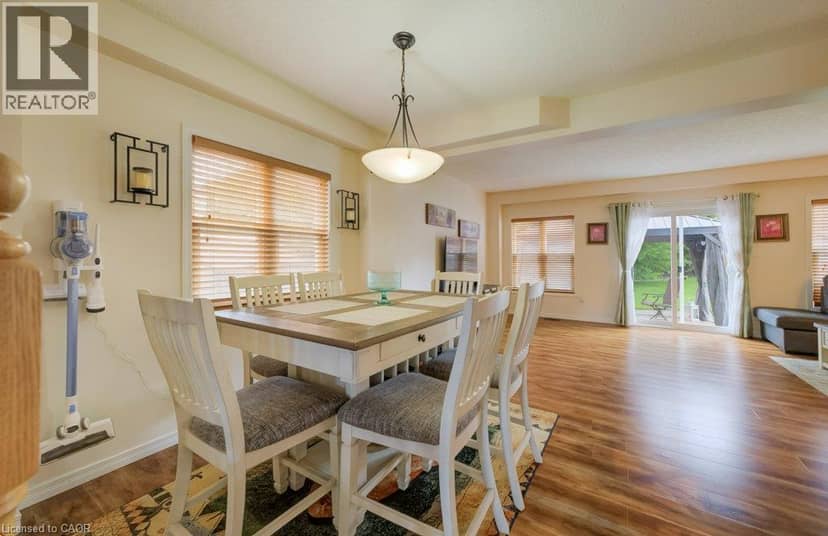 521 SNOWDROP Court — photo 14 of 40
