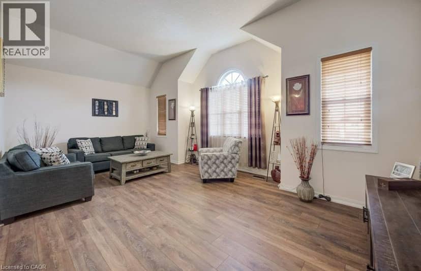 521 SNOWDROP Court — photo 21 of 40