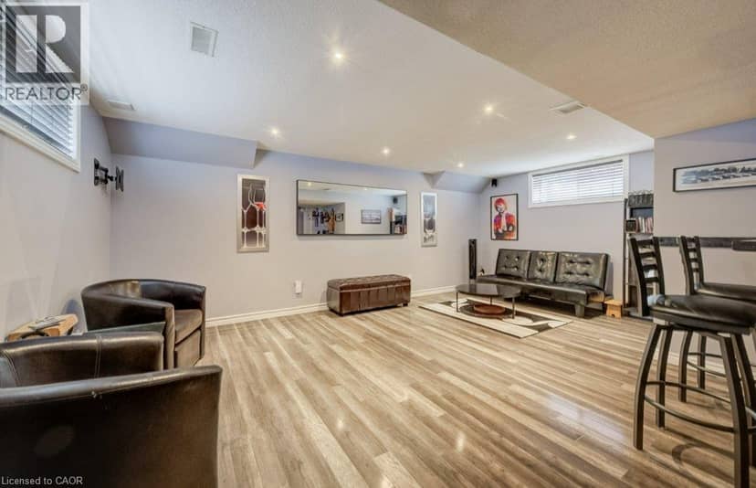 521 SNOWDROP Court — photo 29 of 40