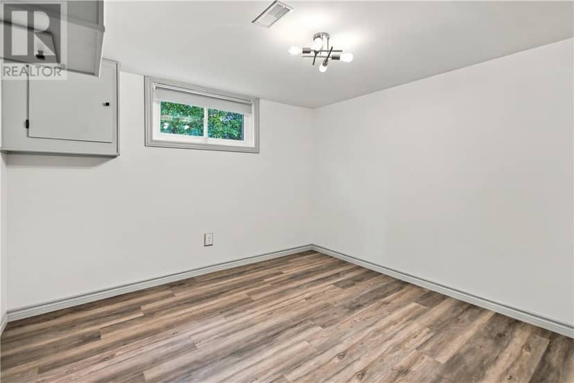 143 Arlington Drive — photo 13 of 23