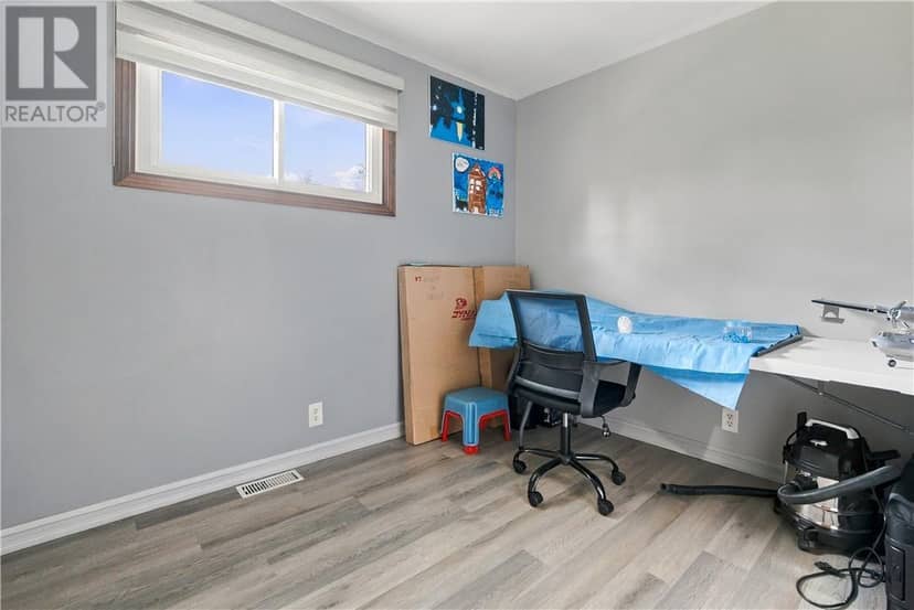 143 Arlington Drive — photo 9 of 23