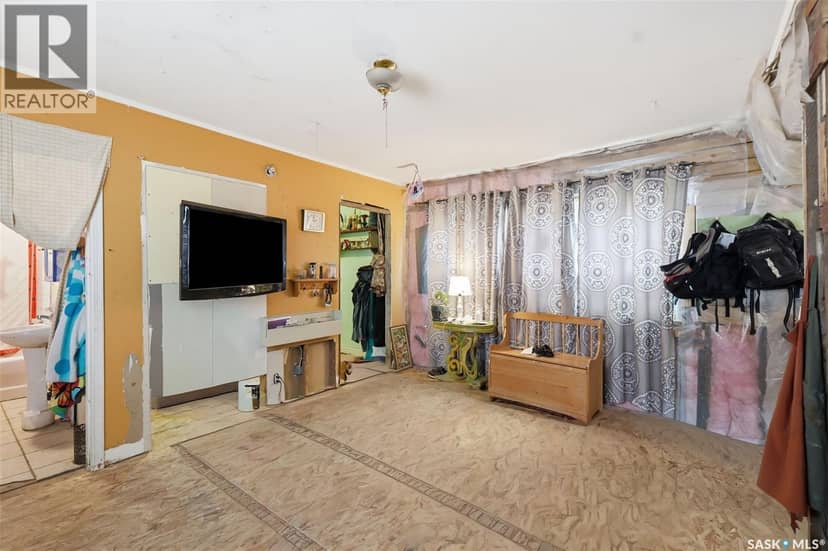450 Y Avenue S, Saskatoon, photo 4