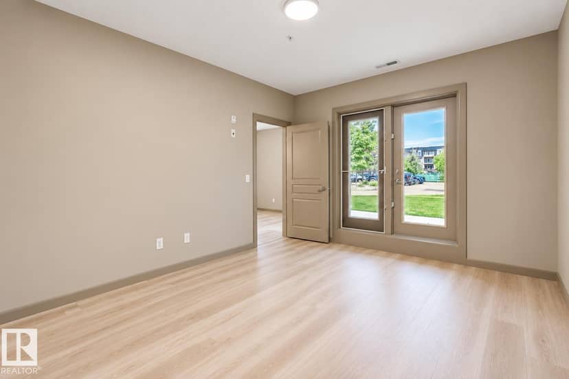 #106 160 Magrath Rd NW — photo 30 of 40