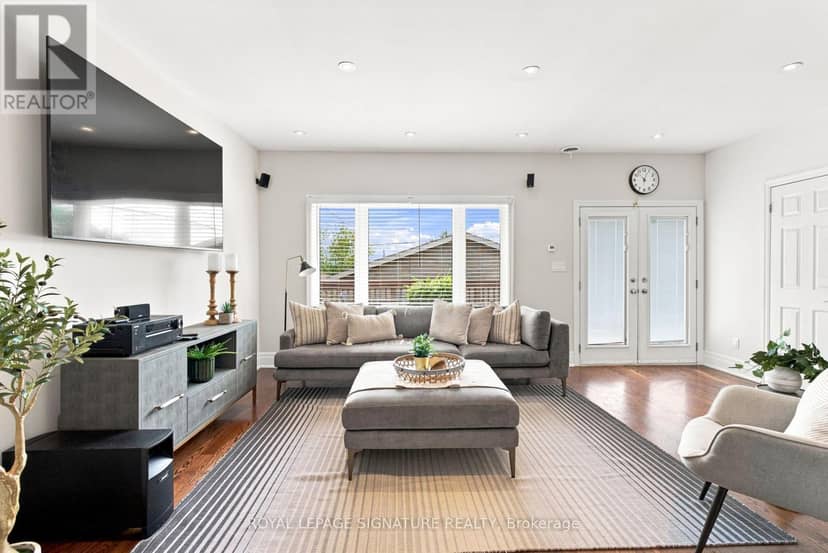 35 Regal Road — photo 13 of 39