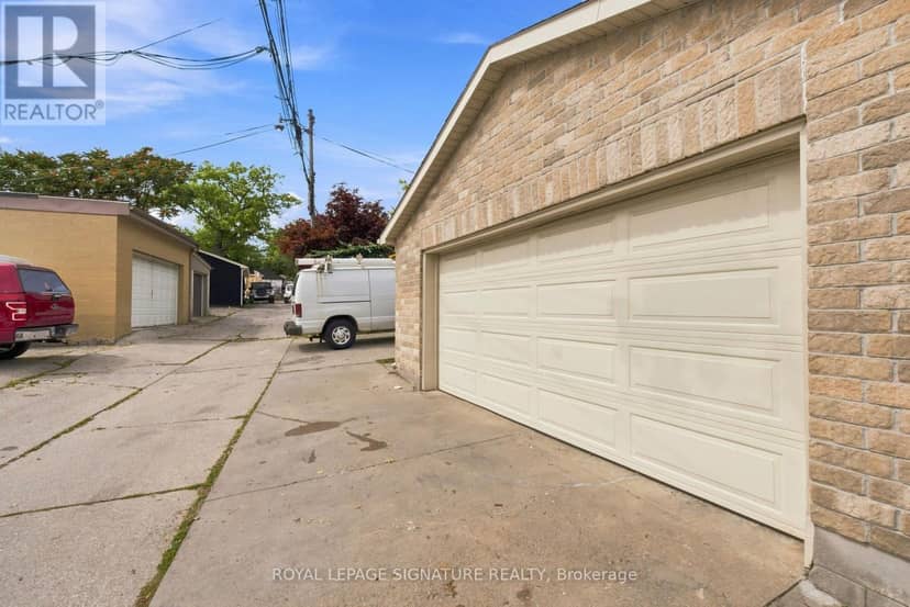 35 Regal Road — photo 25 of 39