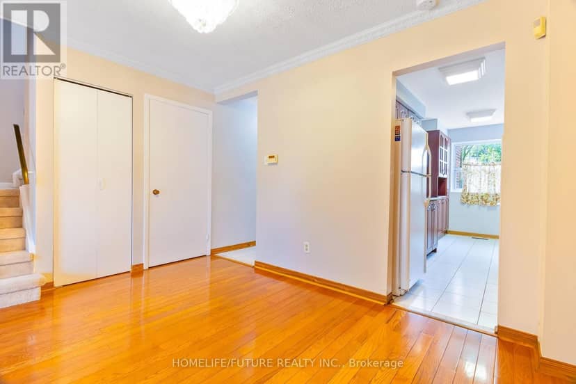 174 - 124 Dusay Place, Toronto, photo 5