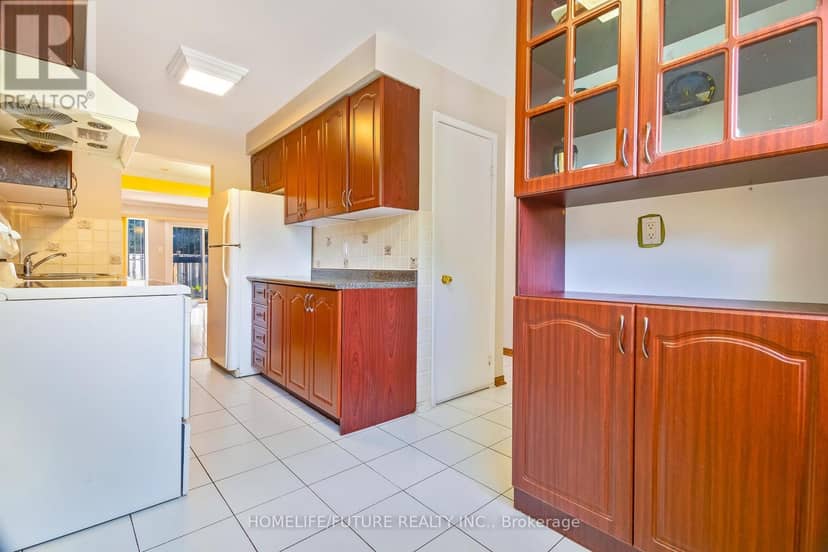 174 - 124 Dusay Place — photo 9 of 28