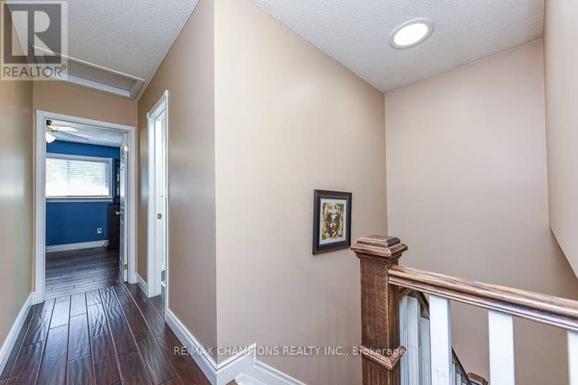 163 Simmons Boulevard — photo 21 of 40