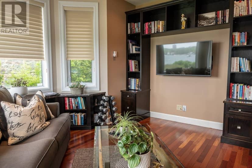 111 Anchor Drive — photo 29 of 40