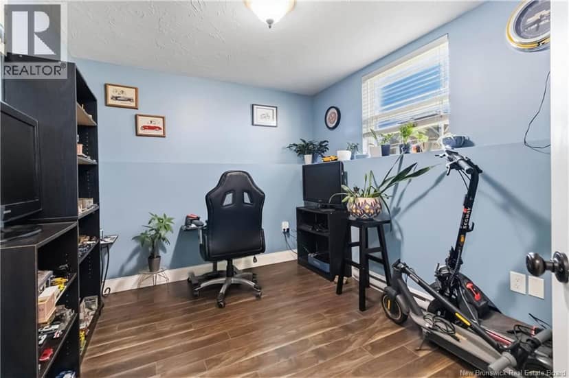 136 Holland Drive — photo 19 of 40